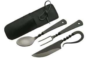 MEDIEVAL UTENSIL SET WITH SHEATH