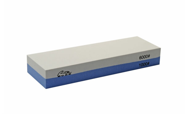 SHARPENING STONE WITH ANGLE GUIDE